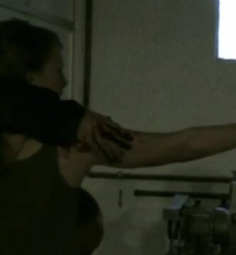 chica accion airsoft