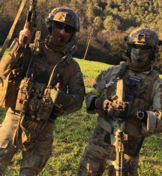 jugadores de airsoft URM-SASR-TG66